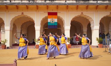 2-DAY JAIGARH FESTIVAL KICKS OFF WITH ENTHUSIASM